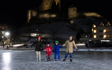 Eislaufen - Spaß für die ganze Familie | © Serfaus-Fiss-Ladis Markting GmbH