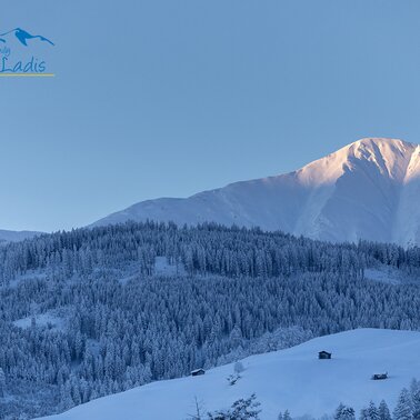 snowy mountains in Serfaus-Fiss-Ladis during sunrise | © Serfaus-Fiss-Ladis Marketing GmbH | Andreas Kirschner