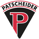 Das Logo zeigt einen stilisierten Buchstaben P in Rot und Schwarz.