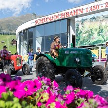 Traktoren und Oldtimertreffen