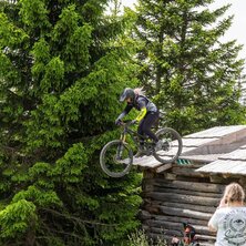 Girls Shred