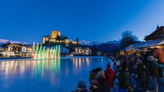 Spektakuläre Wassershow bei der Silvesterparty