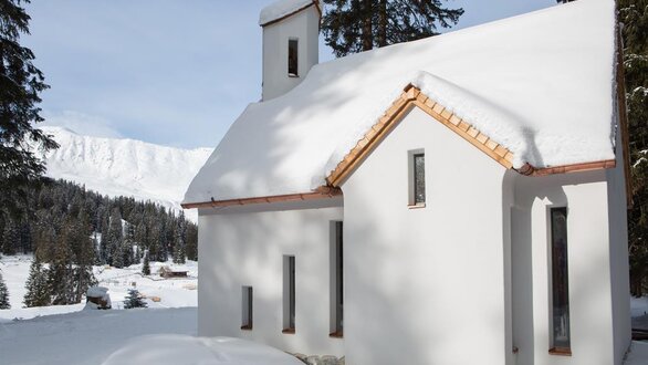 Familien-Lichter-Kapelle Hög im Winter