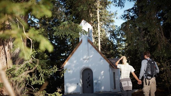 Familien-Lichter-Kapelle Hög im Sommer