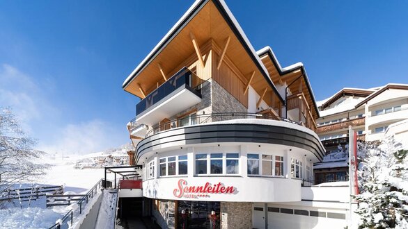 Outside view winter Sonnleiten 