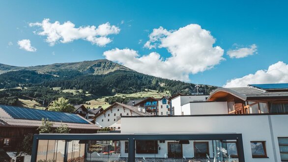 Groß ((c)_LeiterMichael_Stüberl_Terasse-10)