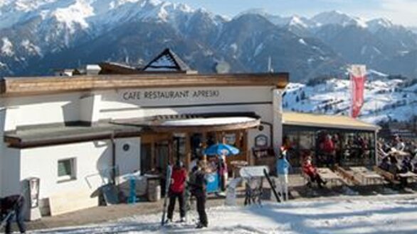 Café Krismer outside view