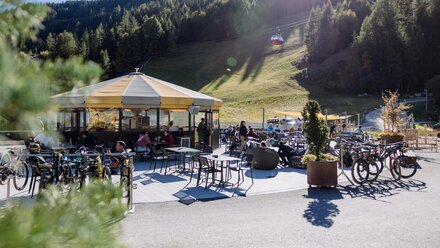 Umbrella bar Komperdell bottom station