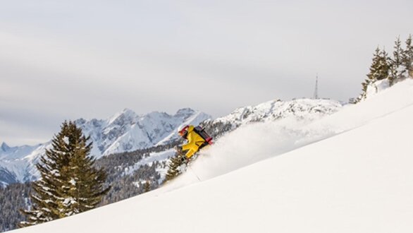 Unterwegs auf den schneebedeckte Pisten