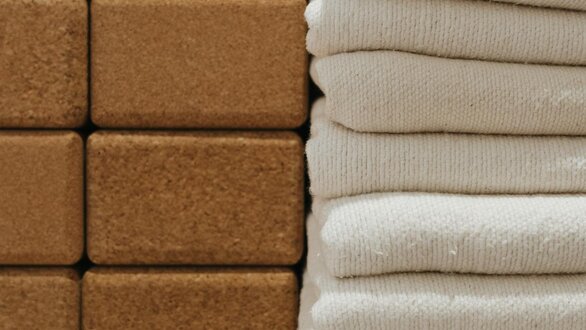 20240826-yoga_studio_iris-03