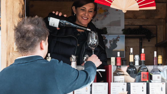 Weinprobe | © Weinkellerei_Schirgi Fabian