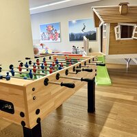 Spielzimmer mit Tischfußball und vielem mehr