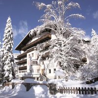 Winter Hausansicht