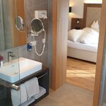 Photo of Classik DZ, shower, toilet, mit Infrarotkabine | © Doppelzimmer mit Infrarotkabine